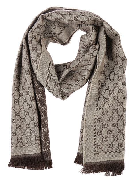 foulard gucci beige immagine|Gucci jacquard scarf.